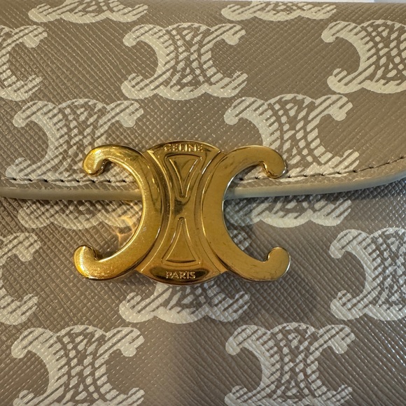 Celine SMALL FLAP WALLET TRIOMPHE IN TRIOMPHE CANVAS - Picture 3 of 9